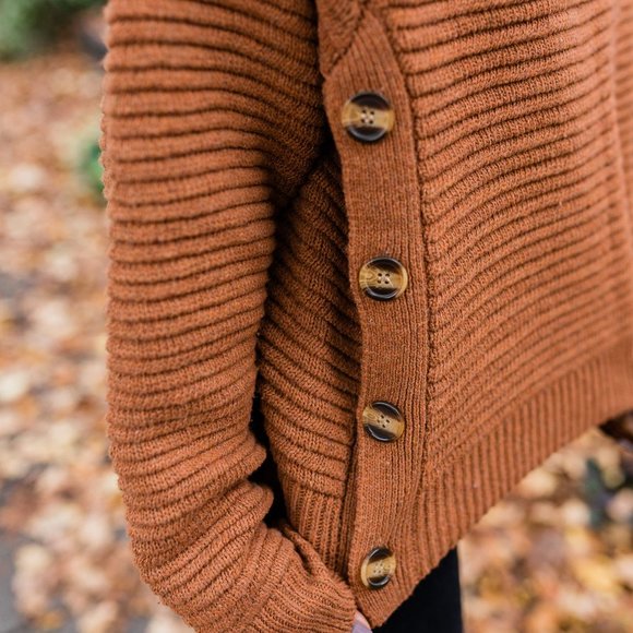 *NEW* Brown Turtle Neck Sweater - Picture 2 of 5